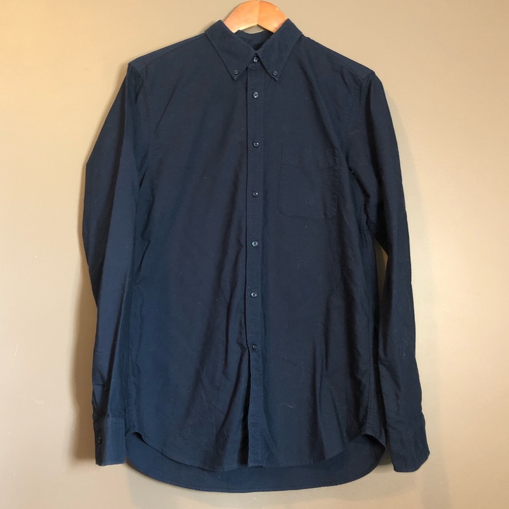 Uniqlo slim fit navy button down